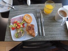 朝食　今日は一日動きますのでしっかり食べます。
今回の旅行で初めてのしっかりとした朝食です。