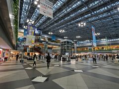 新千歳空港 到着

空港内の商業エリア（土産や飲食コーナー）は関空や伊丹より遥かに大きい！
ここだけで、半日以上 楽しめそう！！