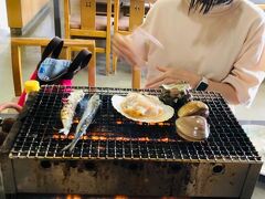 食べログで見つけた海鮮のお店へ。焼蛤 浜茶屋 向島。
