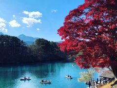 最も大きな「毘沙門沼」では手漕ぎボートを楽しむことができます。
お天気に恵まれ、とても綺麗な風景でした。