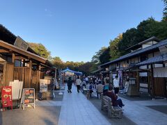 正面エリアの「義直ゾーン」には名古屋メシの老舗が10店程並んでいました。