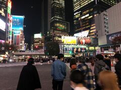 同じく、ＪＲ渋谷駅前のスクランブル交差点。
