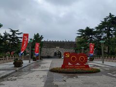 再び中華門へ。夜は不気味だが、昼は荘厳なイメージ。