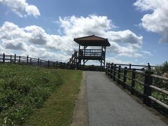 10分ほどで
ウナリザキ公園展望台に来ました。