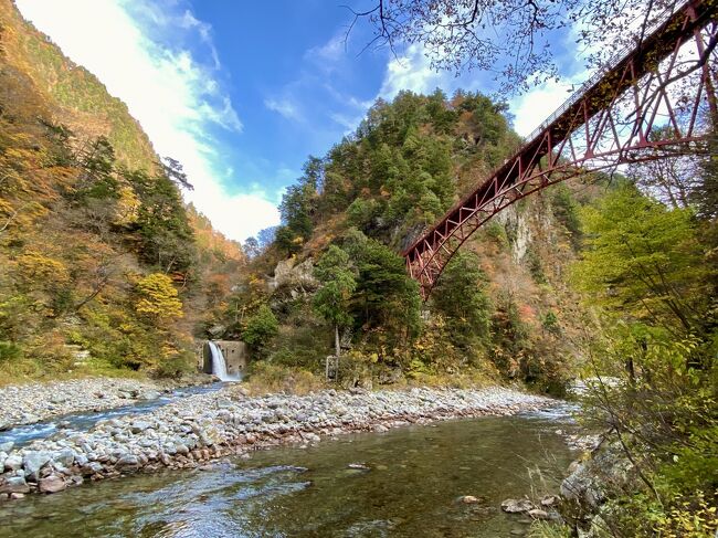 紅葉狩りの旅 黒部渓谷 宇奈月温泉 トロッコ電車編 宇奈月 黒部峡谷 富山県 の旅行記 ブログ By Yumirinさん フォートラベル