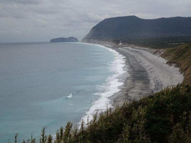 21年11月離島 2 新島 コーガ石のモヤイ像 羽伏浦海岸 若郷 富士見峠 石山 端々 大峰展望台 湯の浜露天風呂 流人墓地 新島 東京 の旅行記 ブログ By 愛猫シロネコさん フォートラベル