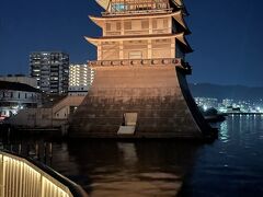 休館中の滋賀県立琵琶湖文化館。