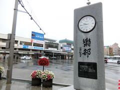 駅まで送迎バスがあればいいのですけれど、コロナ禍でないようです。
バスで松本駅　360円

特急しなので長野駅に向かいます。3550円