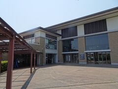 伊豆高原駅
場所を変えて伊豆高原駅へ

