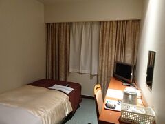 今夜の宿「ホテルパールシティ盛岡」。1泊朝食付で3870円。