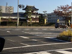 ホテル出て程なくして広島城が見えてきました
二の丸ですかね!!