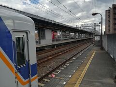 高野線を名乗ってますが、
全列車当駅止まり

６分後に折り返し、
汐見橋行きになって帰っていきます。