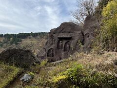 二十五菩薩。鎌倉時代後期から室町時代にかけて作られたもので、この一帯は、国指定史跡になっています。