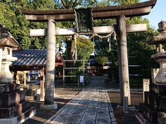 縣(あがた)神社。