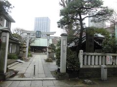 住吉神社を正面から撮りました。