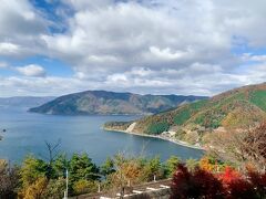 琵琶湖の北端が見えました!

大津辺りとは琵琶湖の水の色が全然違います!