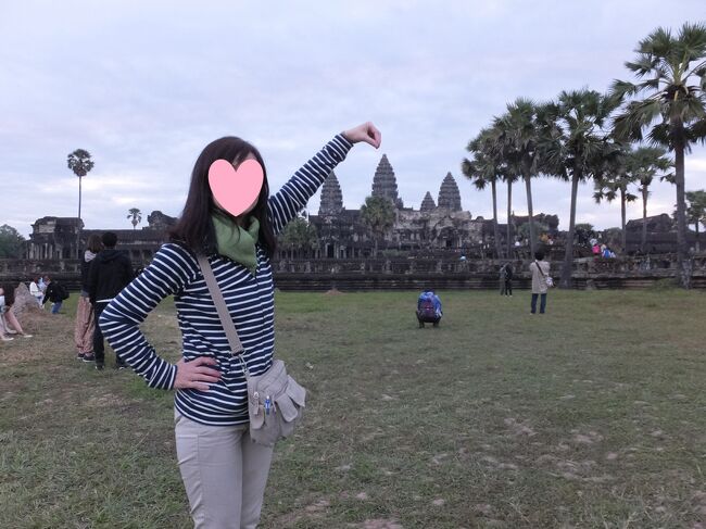 中央祠堂の天辺をつり上げてみました。