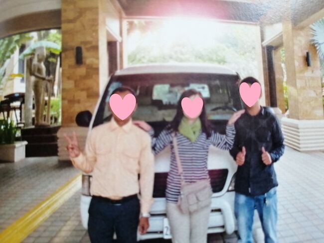 7:30ホテルに到着　<br />ガイドさんとドライバーさんと一緒に撮影