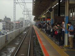 東武東上線との乗換駅なので乗り降りが多い北朝霞駅。
そしてこの電車の最後の停車駅になる。
１日数本しかない大宮行きは結構認知されていて、ここから乗ってくる人も多い。