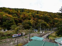 やってきましたは面白山高原駅。

全くの余談ですが、この駅の郵便番号は〒999。
999ですが、ここは大銀河本線ではなく仙山線。
無論メーテルも星野哲郎もおりませんです、ハイ。