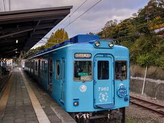 自宅から終点の加太駅まで、乗り換え３回、所要時間２時間ちょっとで到着しました(^^)

土曜日ダイヤということもあってか？加太線は本数が少ないですね(^_^;)