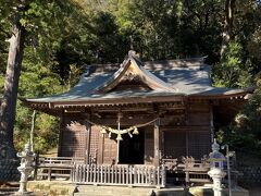 修善寺日枝神社　社殿
御祭神は大山祇神です。写っていませんが左の位置に夫婦杉があります。