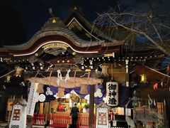 夜公演終わりの友人たちと合流する前に時間があったので
櫛田神社にお参りにいきました。