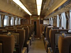 豪華なグリーン車