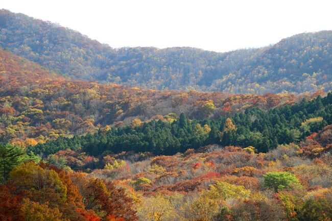 ◇秋燃ゆる観音沼、錦秋の明神滝、那須連峰と釈迦堂川の夕焼け』湯野上