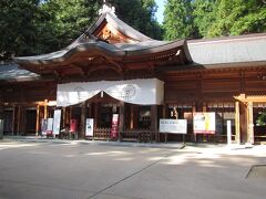 穂高神社
本殿が威風堂々としています