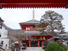立派な大円寺にご挨拶

ここで道草くってたガキンチョが
「ヤバい、遅刻だ！」

そうか、今日は平日なんだ


