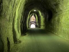 次はたまたまテレビで見た2階建てトンネルへ。正式名称は共栄向山トンネル。