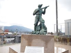 直方市石炭記念館　「坑夫の像」

次は多賀神社のすぐ裏手にある「直方市石炭博物館」へやってきました。炭鉱のことは、子供のころにボタ山を何度か見た記憶はあります。記念館は初めて訪れました。