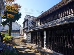 松崎へやってきました。
松崎町営中瀬立体駐車場に車を止めました。
その裏が明治建築の中瀬邸です。
