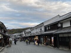 美観地区までは駅から徒歩で10分ほど。
数年前にも来ました。
今回は2回目の訪問です。