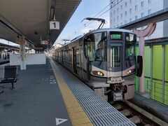 部屋食後、チェックアウトし、奈良駅から万葉まほろば線で1駅
ワンマン方式で降車の際は先頭車両の一番前の扉