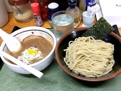 さっき うどんを食べたばかりですが、徳島に 有名なつけ麺店があると聞きつけて入店。麺屋 六根(ROCK ON)で、もりそばを賞味。。