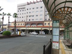 2時間ほど空き時間あり
お腹が空いたので、まずはお昼