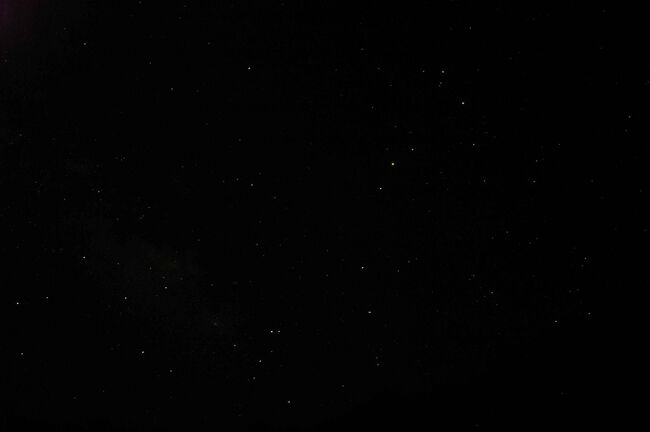 さそり座の全景を初めて撮影することができ感激<br />山の稜線から正に這い上がってくるように登場しました<br />時に　２０１１年４月１１日３時１１分　f/3.5　15秒　<br />天の川がみて取れますでしょうか・