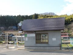 まだ時間があるので田村市の桜を見る
田村市の開花情報は結構正確なので助かる

要田駅