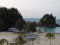 KARIYUSHI LCH.RESORT on The Beach