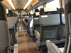 15時ごろのスーパーはくとを予約していたが、駅の電光掲示板を見て14時00のスーパーいなば岡山行きに飛び乗った。これで倉敷にも行ける。駅弁買う暇も無く、、お昼ご飯抜き