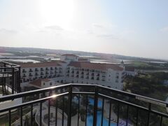 旅の９日目午前８時４０分
ホテル日航アリビラのラナイ（テラス）から
