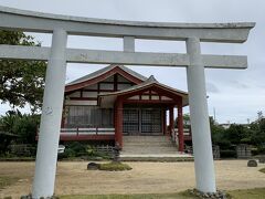 忘れた御朱印帳を持ってきてくれたので、白保の出雲大社先島本宮へ、神社最南端御朱印をゲットしました。神主さんはお話好きのようですので、時間に余裕を持って行かれた方が良いと思います。