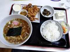 いわき駅前にある商業ビル「ラトブ」３階にあるラーメン店で食事を。