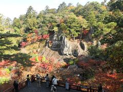 今まで見た紅葉の風景でも、間違いなくベスト3には入る絶景だ。
てか、もうNO.1ってことでいいんじゃね？