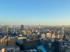 天気は良好。遠くに見えるのは白山連峰かな。