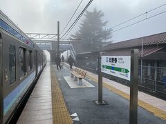 日野春駅で特急の待ち合わせがあったので、少し外に出てきました。