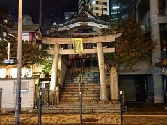 「綱敷天神社 御旅社」。御本社は別にあり。