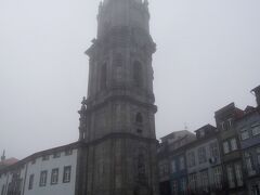 朝霧のクレリゴス教会